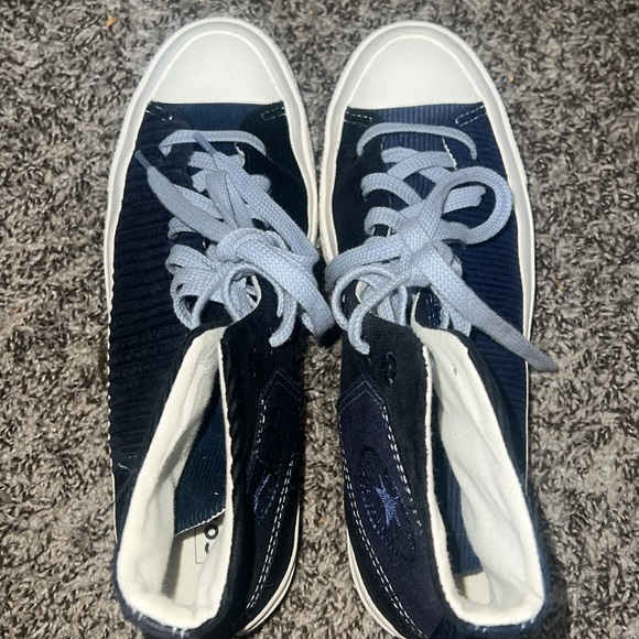 Converse - Picture 4 of 4